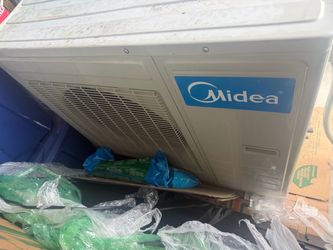 Midea 24,000 BTU Mini Split AC / Heat Pump – 2 Ton – 230V