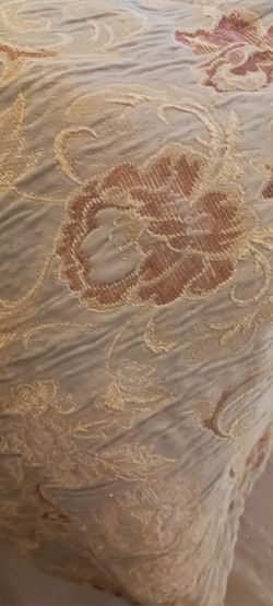 Queen Comforter Set  3pc