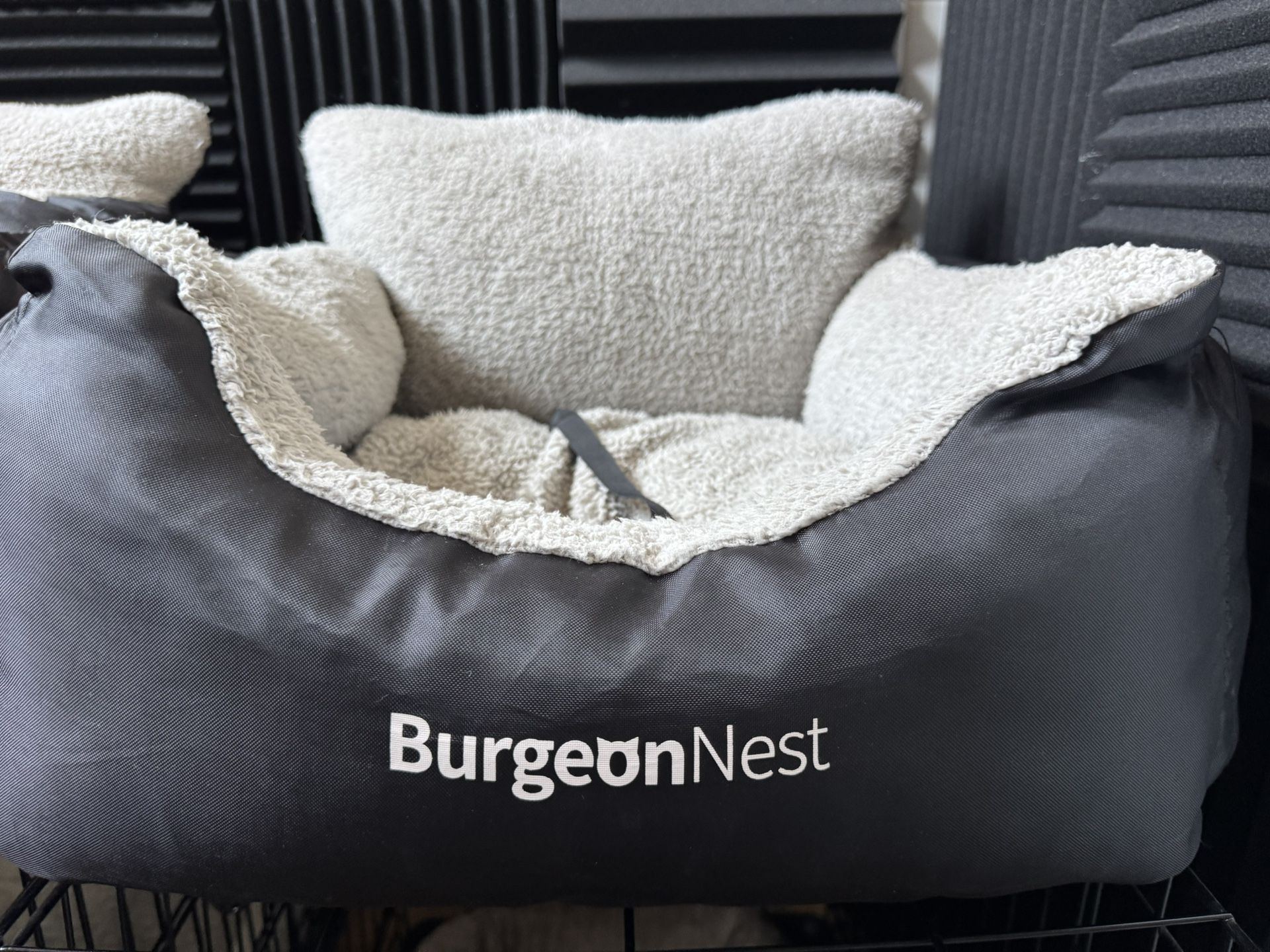 BurgeonNest Dog Car Seats – Black – Fully Detachable & Washable