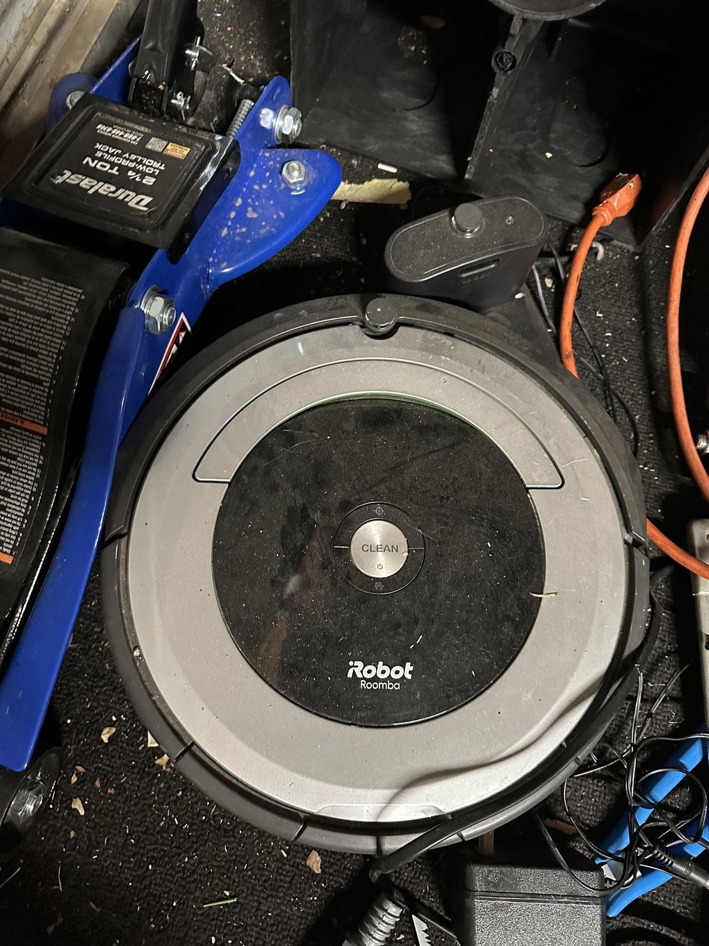 I Robot Roomba