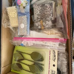 Boutonnière and corsage making kits