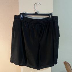 Black Basketball Mesh Shorts L