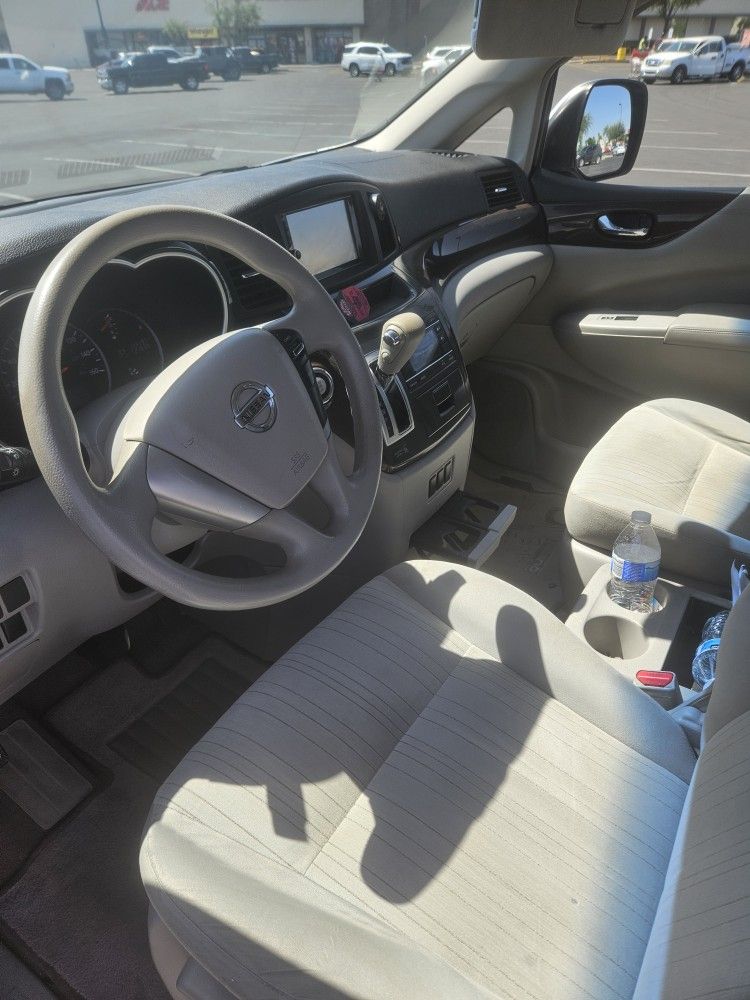 2012 Nissan Quest