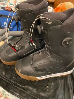 Vans snowboard boots