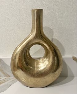 Decorative vase