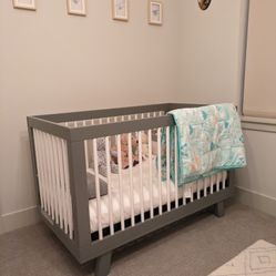 Baby Crib With Organic Mattress - Bundle