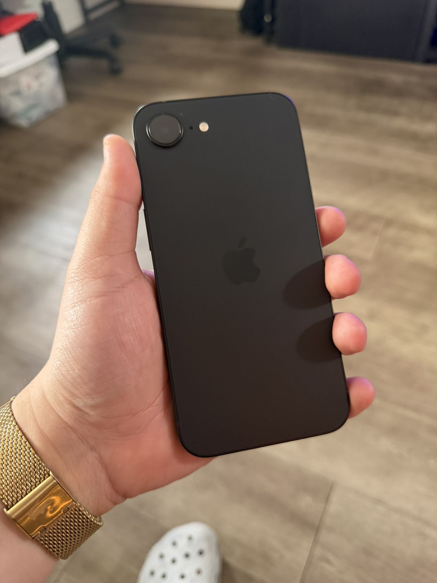 iPhone 16e - Boost Mobile only.