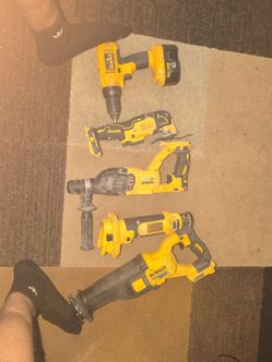 DeWalt Power Tool Set – 5 Pieces