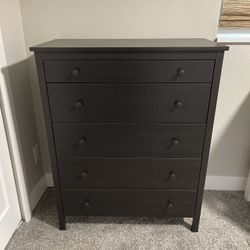 Black 5 Drawer Dresser