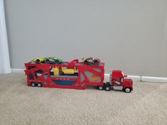 Mack Carrier And Mud Wash Playset With 4 Die-cast Cars