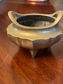  Chinese bronze tripod incense burner (censer) Ming Dynasty