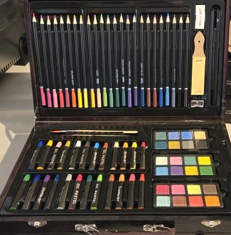 Art Supply 186-Piece Mega Wood Box