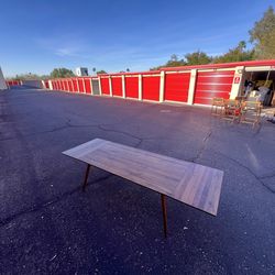 Extendable Dinning table