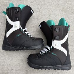 Snowboard Boots Women’s 7
