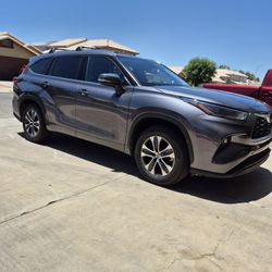 Toyota Highlander 