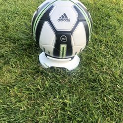 Adidas Smart Ball 