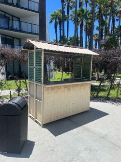 Tiki bar
