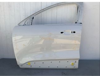 2020 2021 2022 2023 2024 FORD ESCAPE FRONT LEFT DRIVER SIDE DOOR SHELL OEM #7206