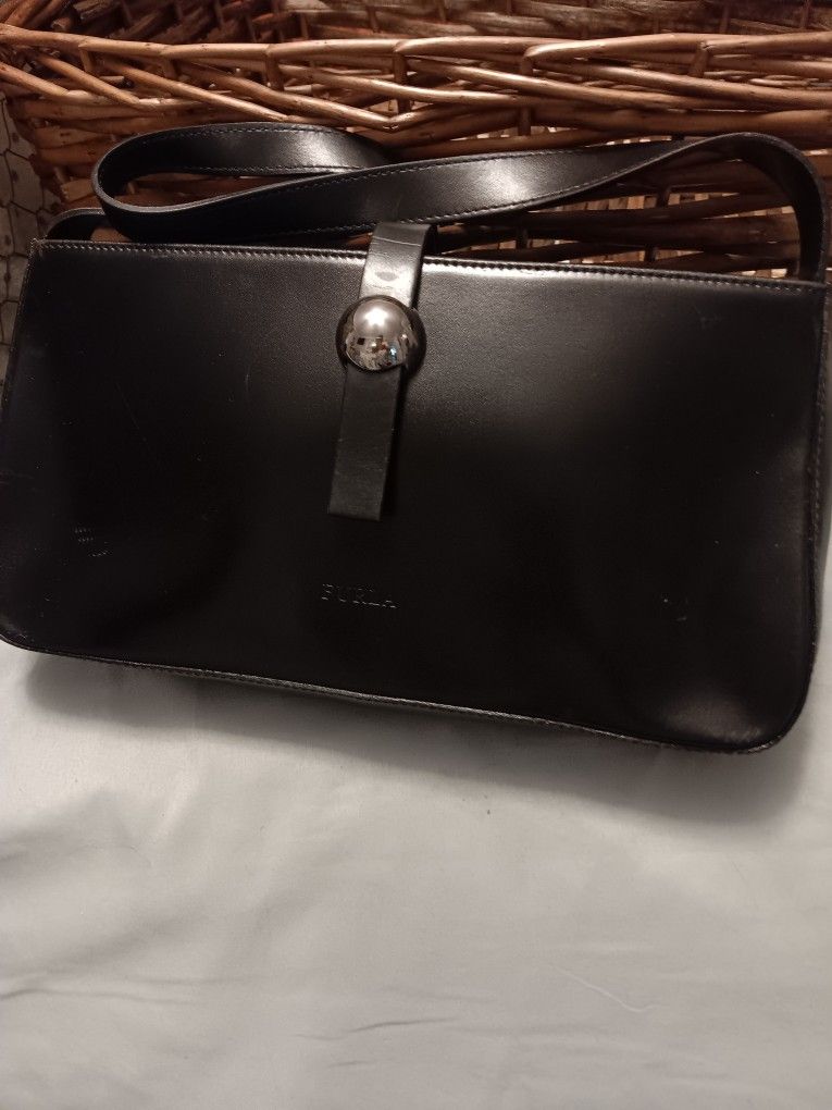 FURLA Black Leather Shoulder Bag