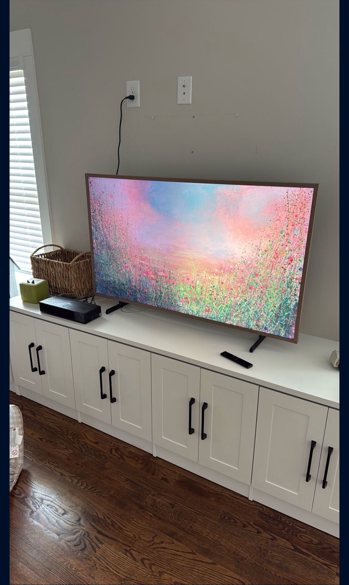 Samsung Frame TV - 55 Inch, Wood Frame Included *Backlight Needs Repair*