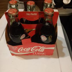 COCA COLA COMMEMORATIVE BOTTLE FROM THE 1996 ATLANTA WORLD OLYMPIC GAMES
