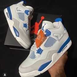 Jordan 4