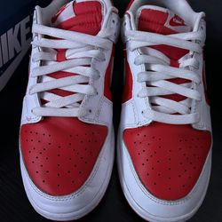 championship red dunks 