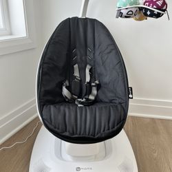 4moms MamaRoo Multi-Motion Baby Swing, Bluetooth Enabled with 5 Unique Motions, Black