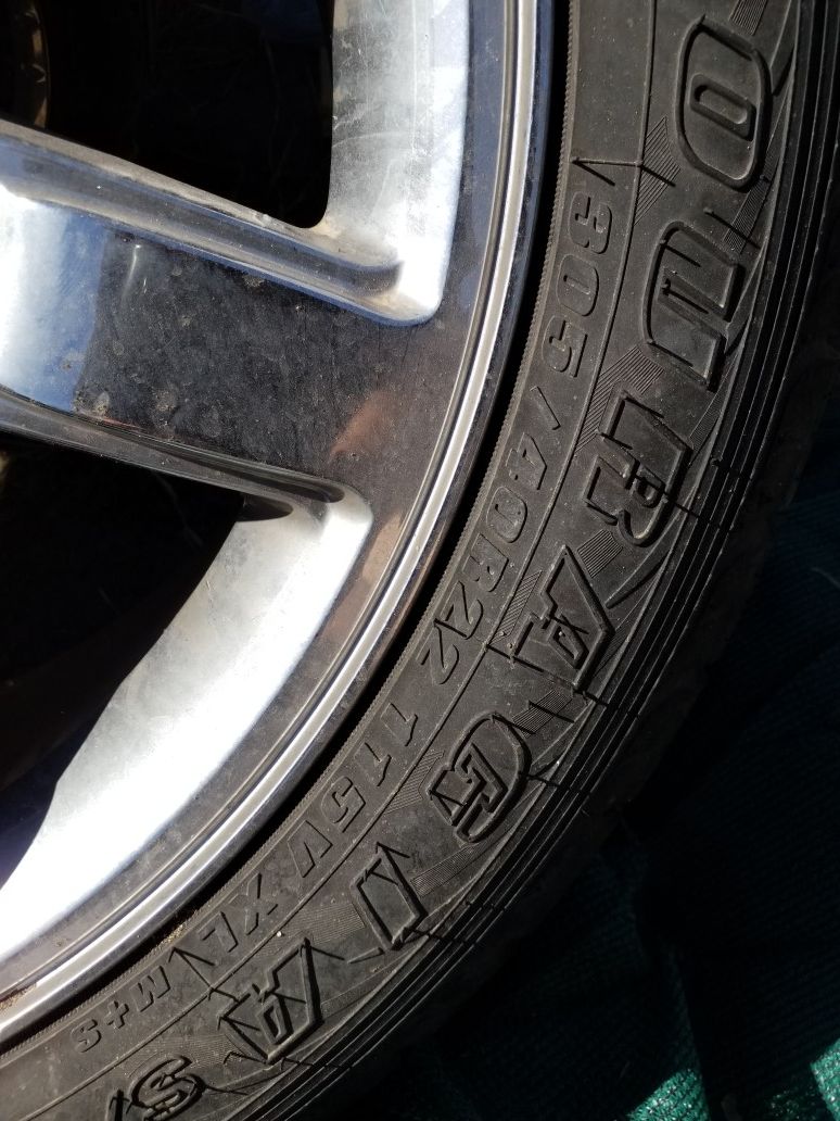 22in Cadillac wheel