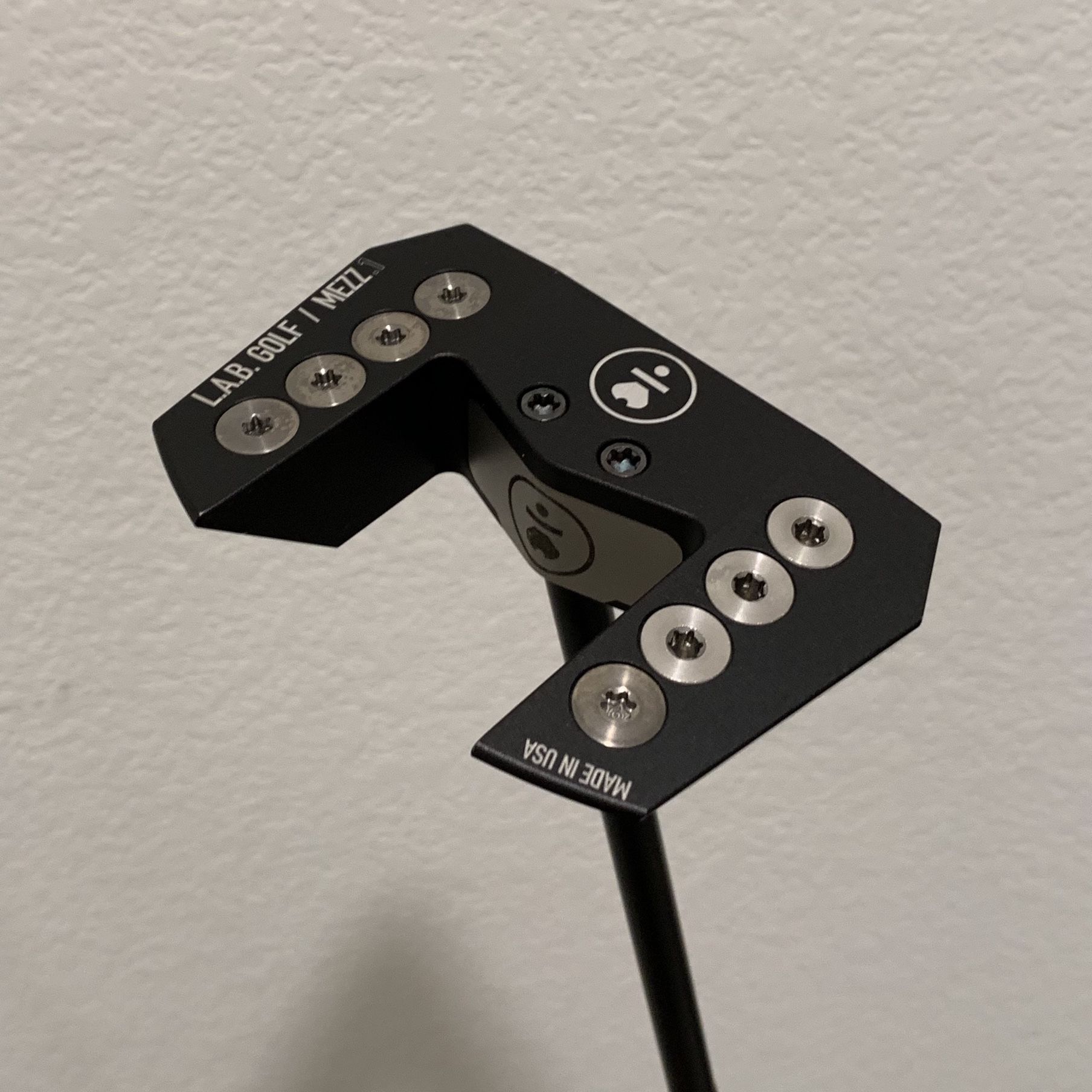 LAB Golf MEZZ. 1 Putter (34”) for Sale in Las Vegas, NV - OfferUp