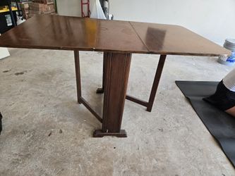 Vintage Foldable Table (Wood)