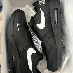 SUPREME NIKE AIR MAX BLACK SIZE 12