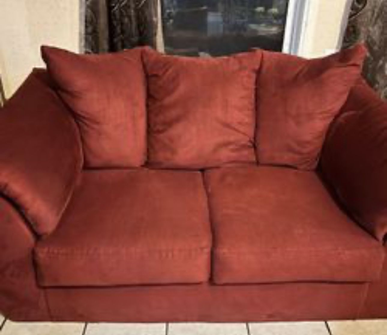 Darcy Red Loveseat