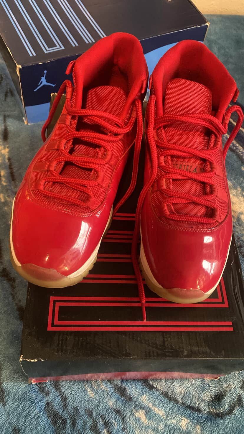 Jordan 11 Size 11 Used Good Condition With Box