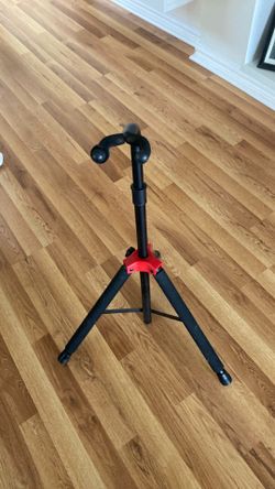 Guitar stand-Fender