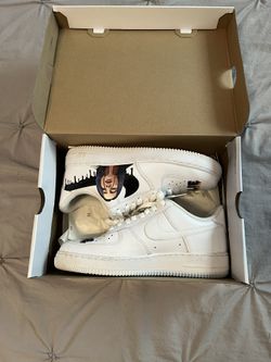 Billie Eilish Air Force 1’s