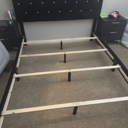 Bed Frame Set + nightstands 