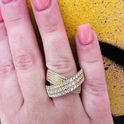 14k Cluster Diamond Ring 