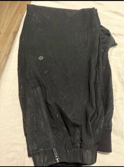 Lululemon Black Printed Leggings with Zippers