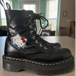 Dr Martin's Hellow Kitty Limited Edition Boots Size 9