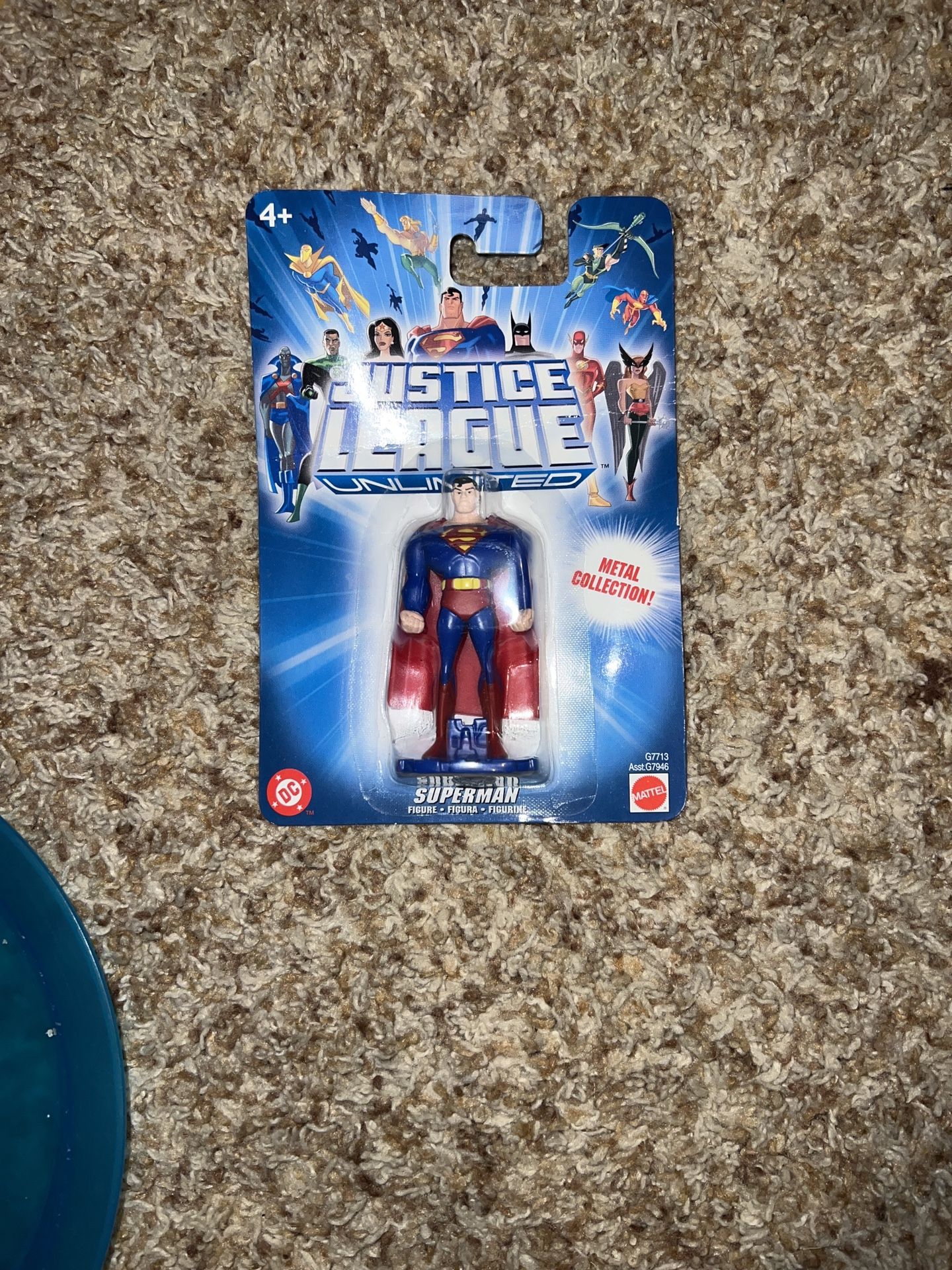 SUPERMAN ANIMATED Justice league unlimited Metal Mattel figure. Cardboard is slightly bent 