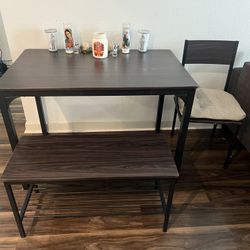 Dining Table (NEED GONE ASAP)