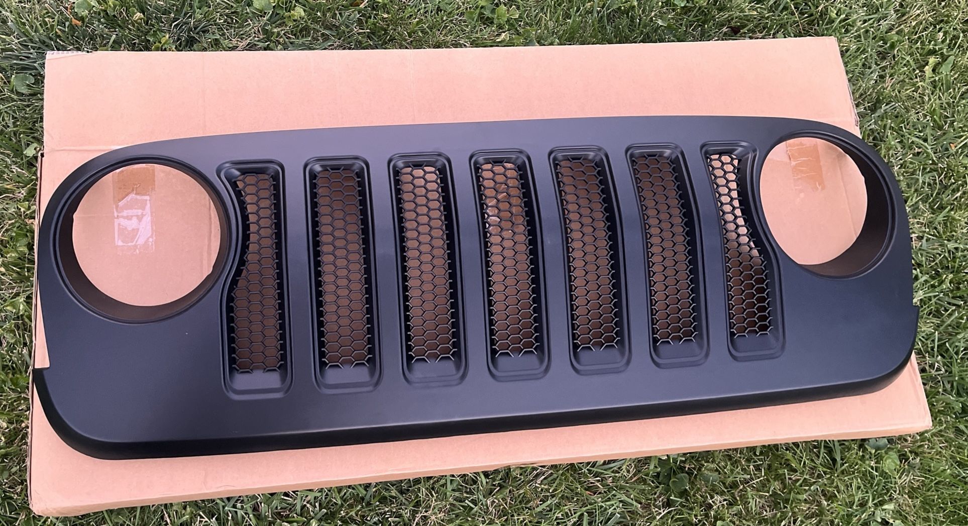 2007-17 Jeep matte black grille. Brand New