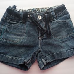 Girls Short, Size 10