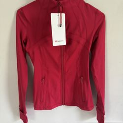 Lululemon Define With Jacket And Leggings Red, Size 2, Yoga