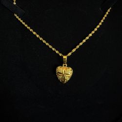 Gold Color Vintage Heart Shape Necklace Earring Set