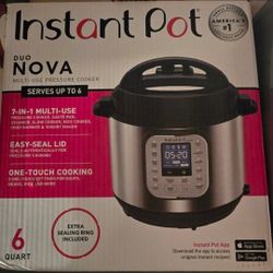 InstaPot BRAND NEW IN BOCLX