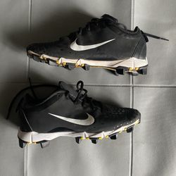 Nike Baseball Cleats 
