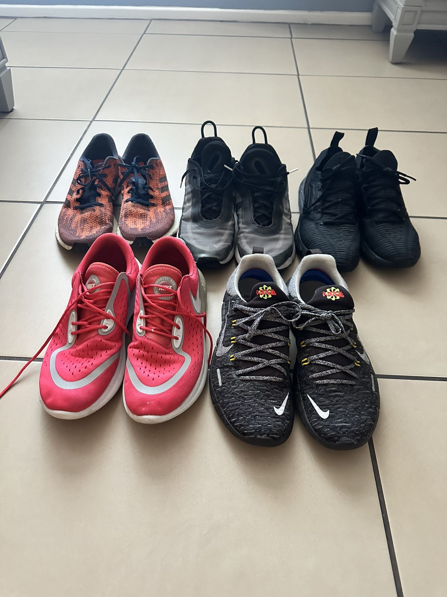 Men Adidas Nike Shoes Size 11