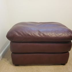 LOOK! 👀 GENTLY USED LA-Z-BOY OTTOMAN! 